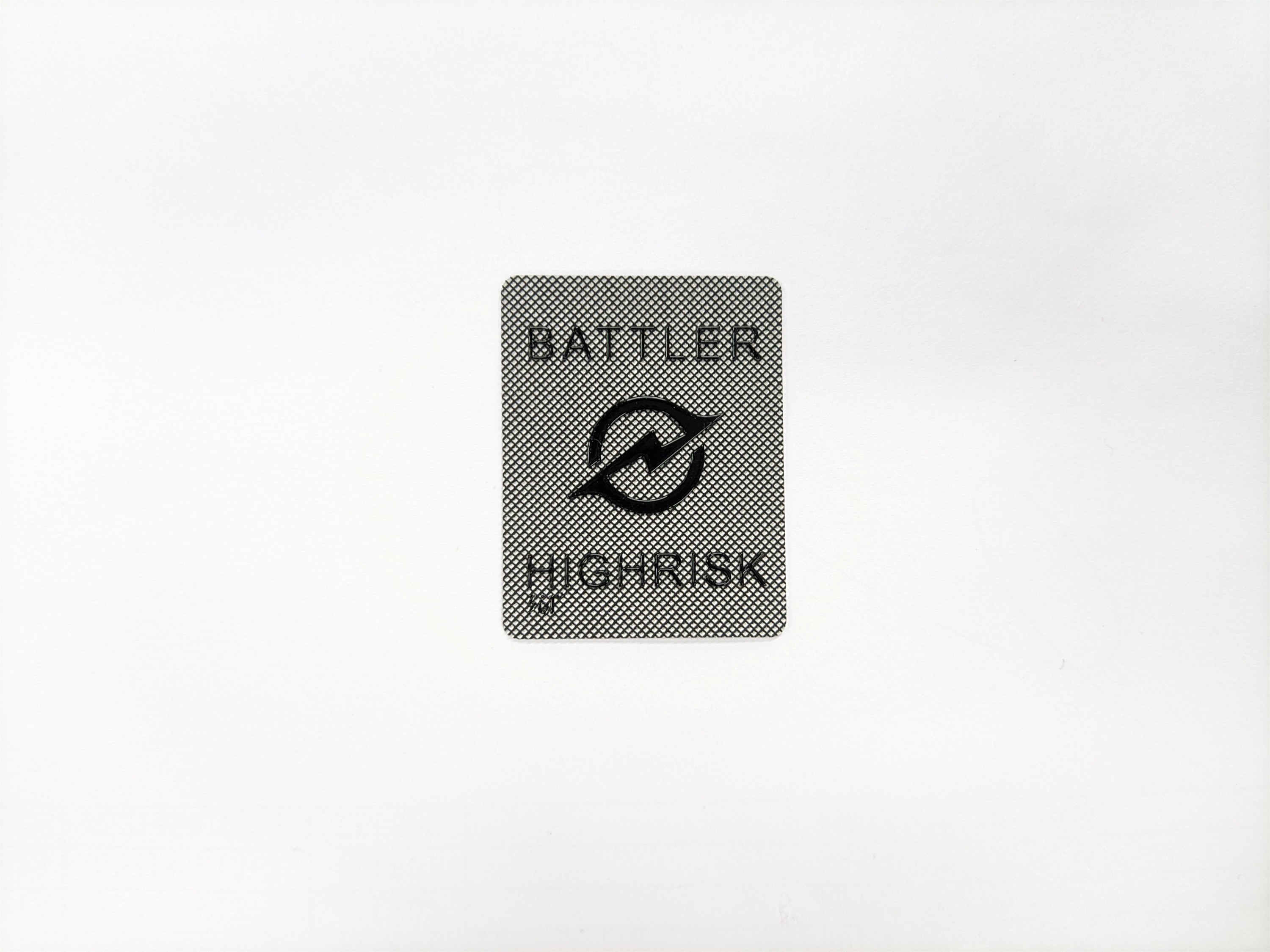 How to Design Custom Suit Labels